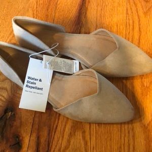 Old Navy flats - tan